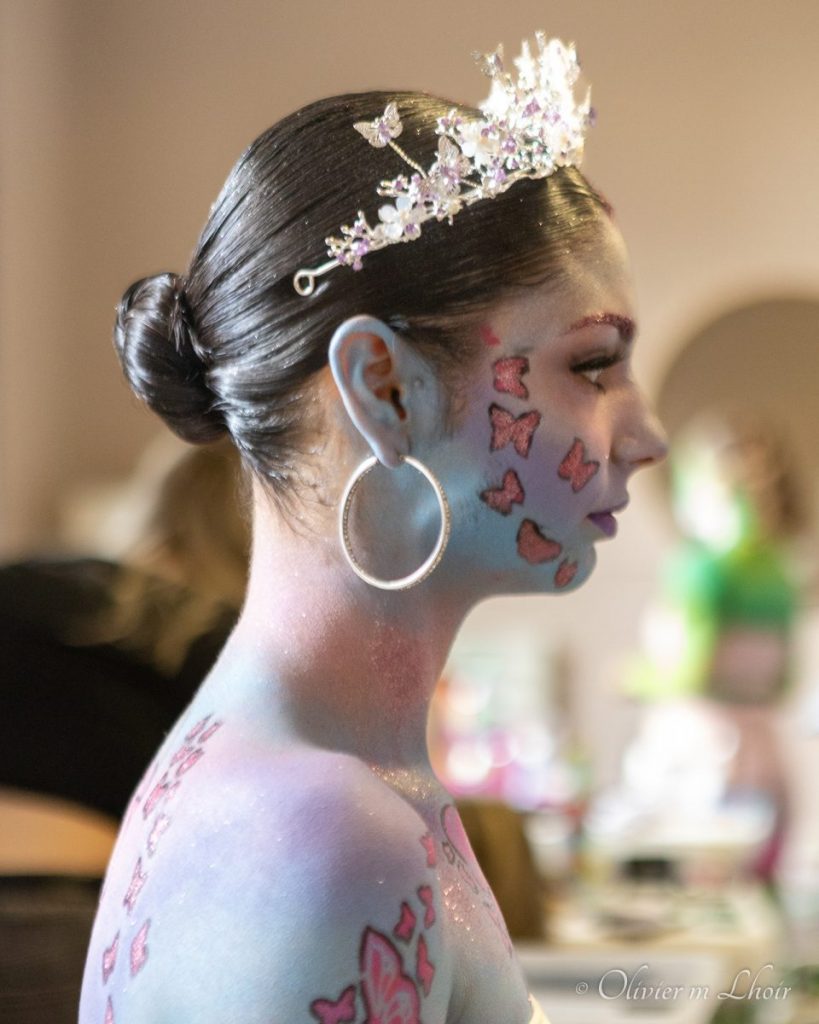 make up et grimage finit sur femme